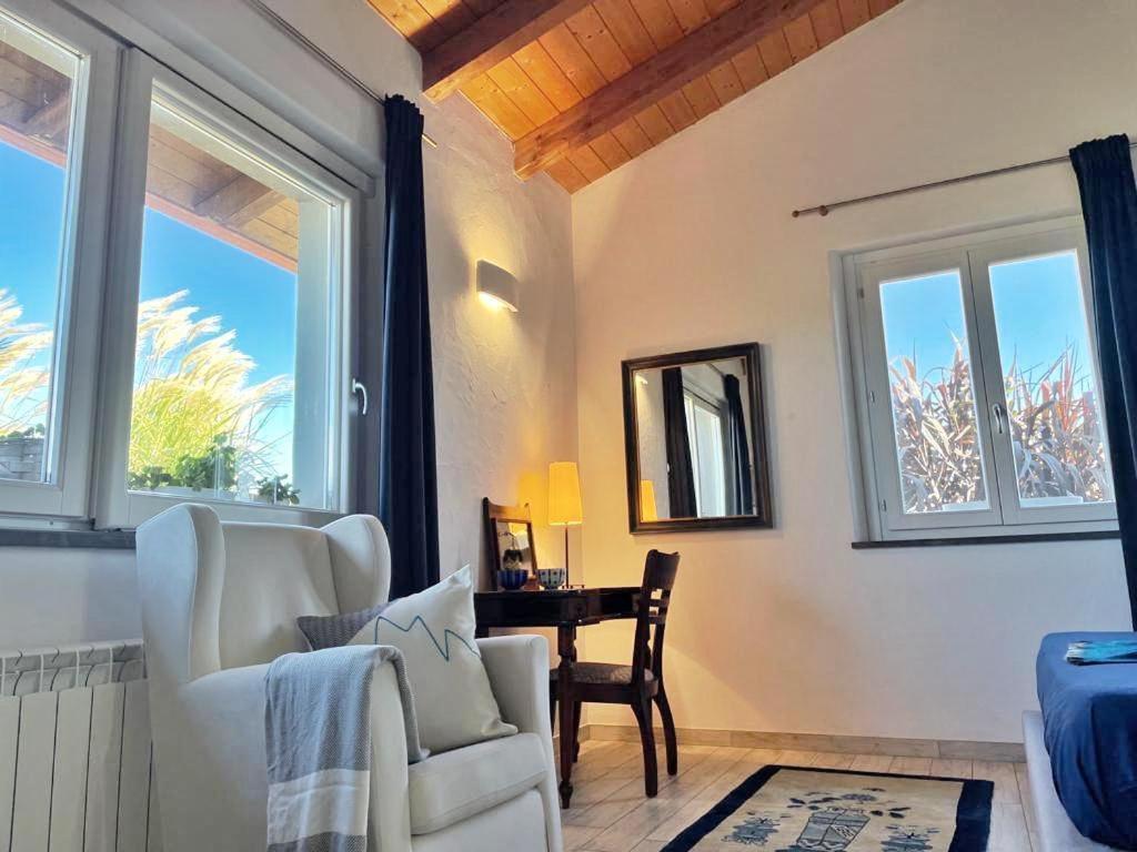 Is Cheas Wine Farm Boutique Hotel San Vero Milis Luaran gambar